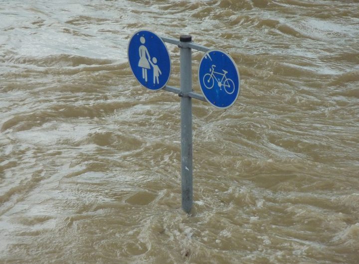 Stubborn floods continue across NSW, Vic – The Canberra Times