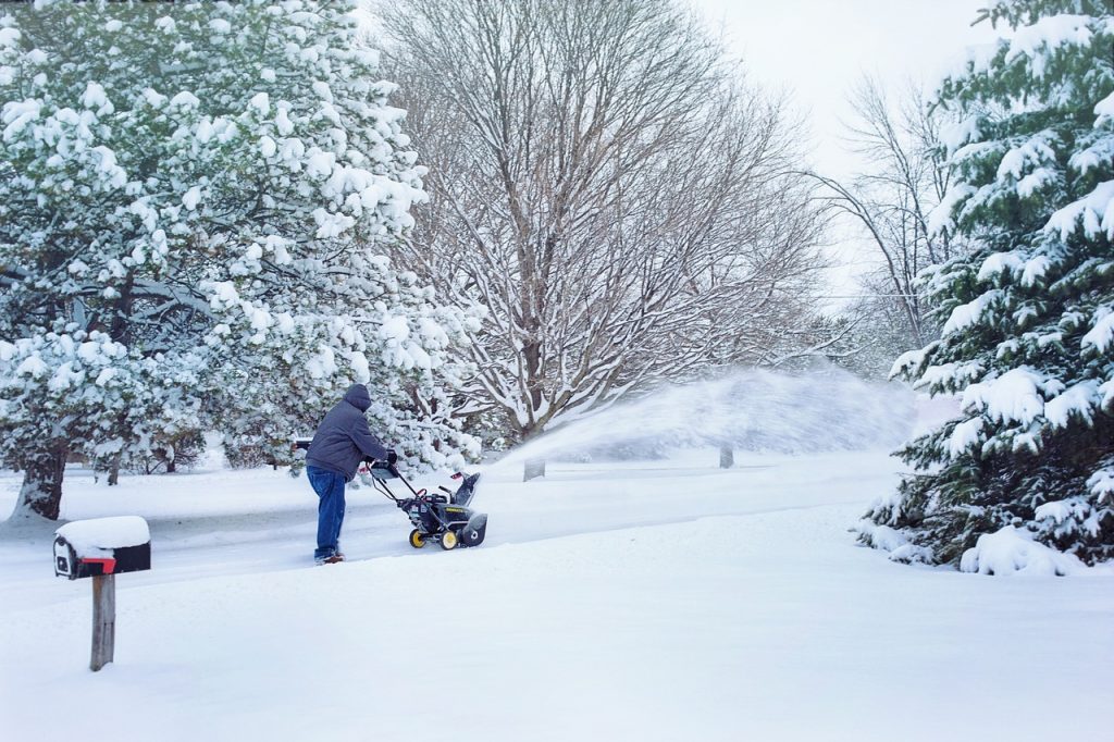 Arctic blast sending central US into a deep freeze