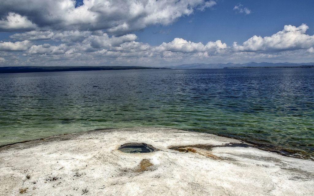 What caused Yellowstone’s ‘unprecedented’ flooding? Scientists saw it coming – CNN