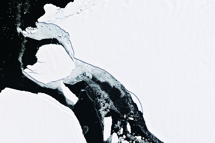 Antarctic Iceberg on the Move