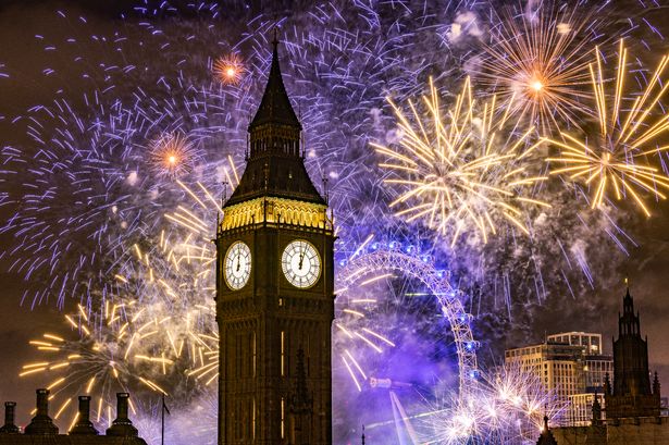 Latest London weather map shows wall of snow hitting on New Year’s Eve