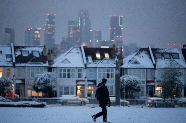 New London weather map shows blanket of snow for 4 whole days in January