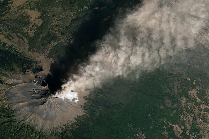 Another Puff of Ash from Popocatépetl