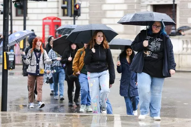 Met Office yellow weather warning as London to be hit with 27 hours of rain