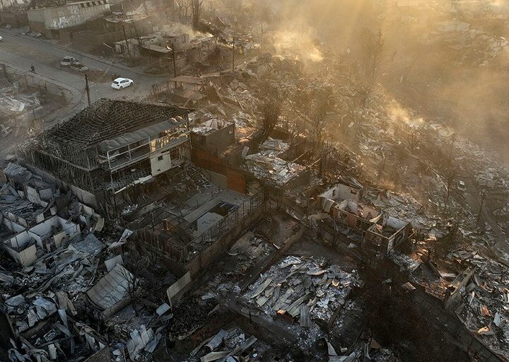 Nearly 20 feared dead in Chile as devastating forest fires threaten hundreds of homes