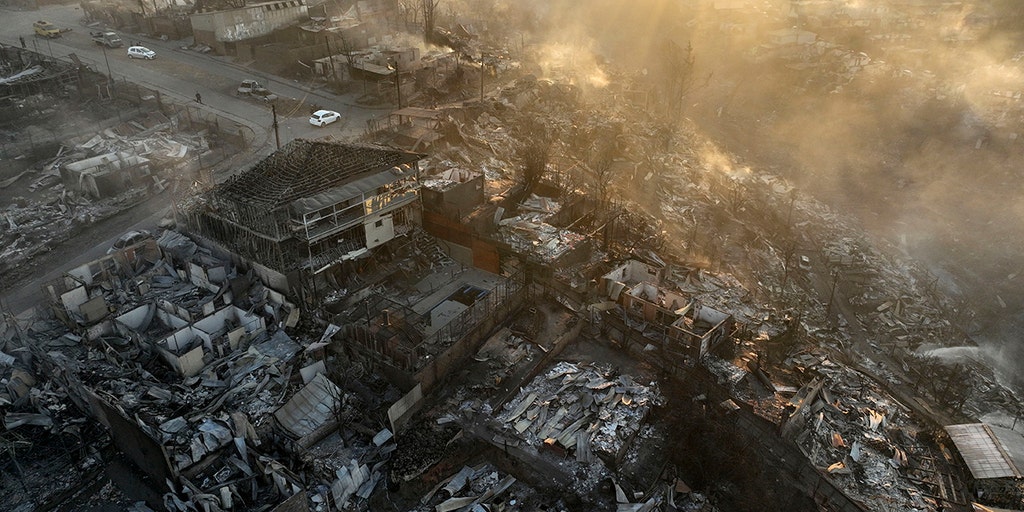 Nearly 20 feared dead in Chile as devastating forest fires threaten hundreds of homes