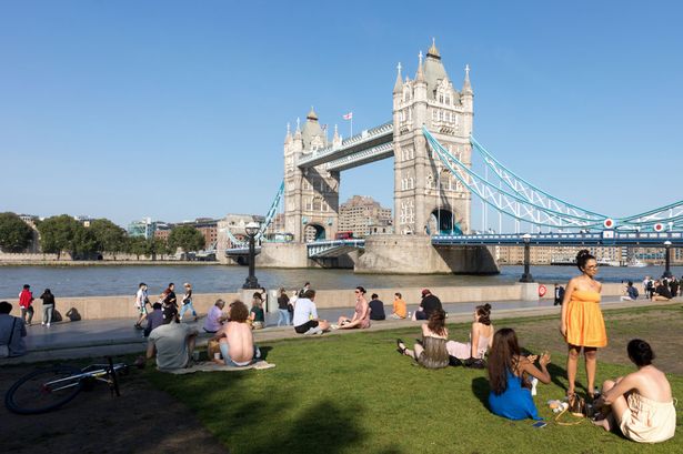 London weather forecast hour-by-hour as temperatures set to hit a scorching 30C