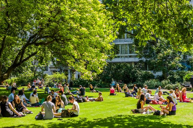 Latest London weather map shows temperatures set to jump to 29C