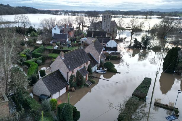 UK thunderstorms turn London and commuter towns into ‘oceans’ as videos show streets under water