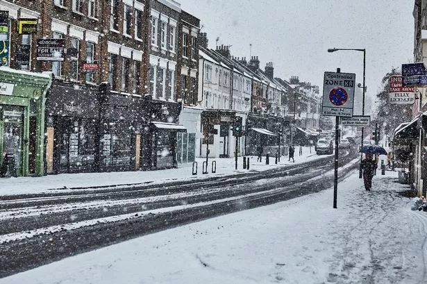 First snow forecast by Met Office for the UK in ‘Arctic blast’