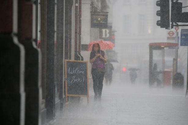 Met Office forecasts miserable end to summer in London with weeks of rain