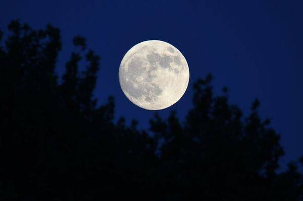 How to spot the stunning ‘Super Hunter’s Moon’ in UK skies this week