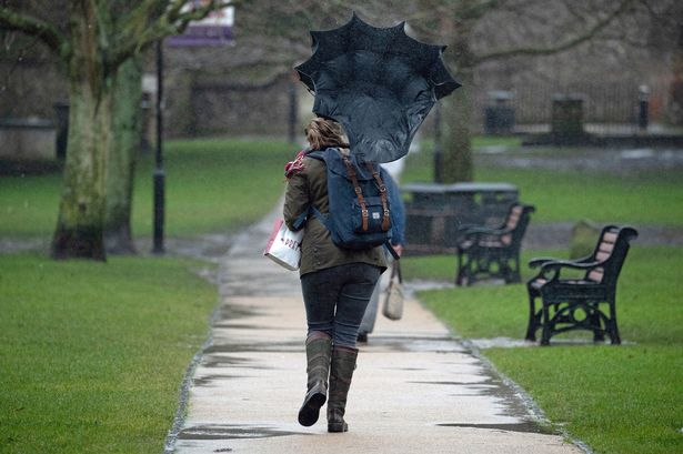 London gets Storm Bert Met Office weather warning with ‘power cuts likely’