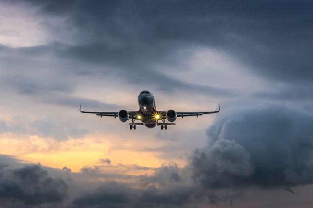 ‘Perfect storm’ Christmas travel warning as high winds cancel Heathrow flights and AA urges drivers