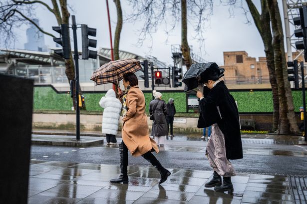 Wind gusts of 52mph forecast in London in New Year’s Day weather warning