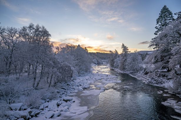 UK temperatures to return to seasonal average after mild weekend, says Met Office