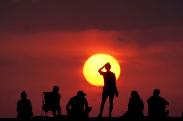 2025 will be one of three warmest years on record, says Met Office