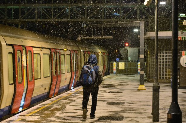 New Met Office 45 hour snow warning for London