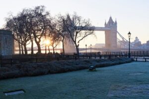 New London weather map shows temperatures dropping suddenly