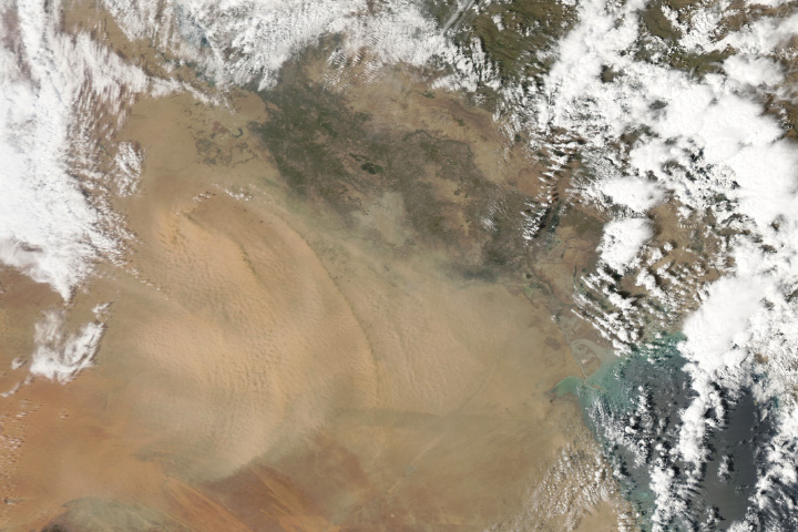 Dust Storm Sweeps Through Iraq