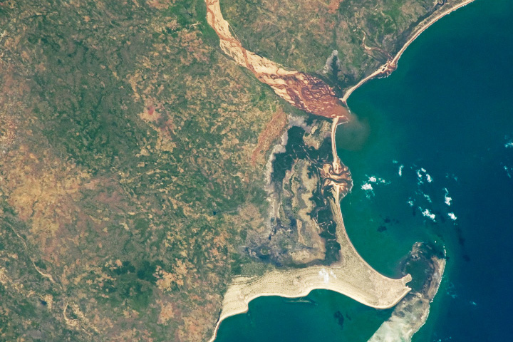 Mozambique’s Rio Lúrio