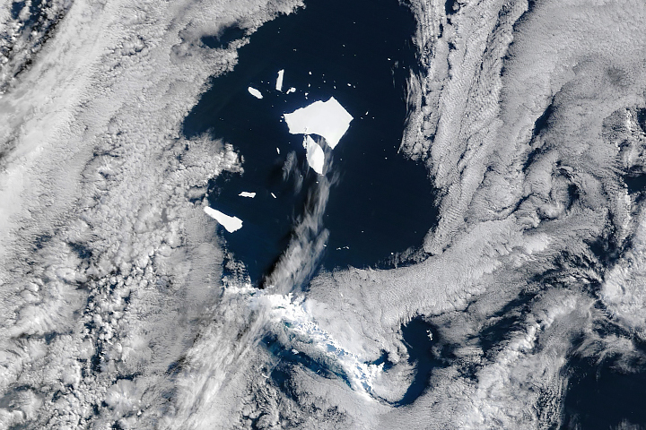 A Giant Iceberg’s Final Drift