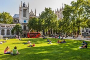 BBC London Weather experts forecast 4 days of sunshine in a row as map turns orange for 20C highs