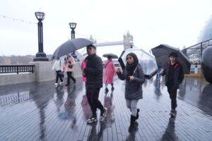 Rain and 42mph winds set to batter London as winter descends on capital