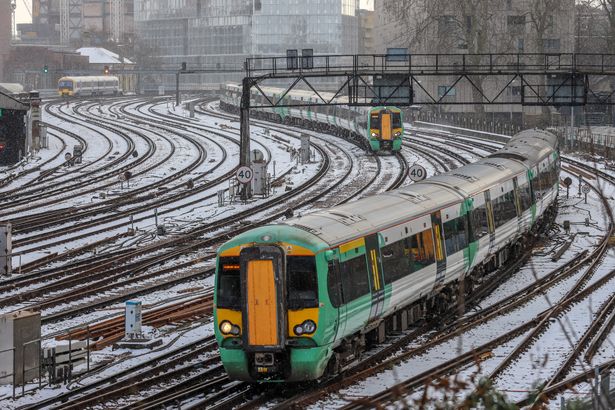 Weather expert confirms snow on its way to London as Met Office issues warning