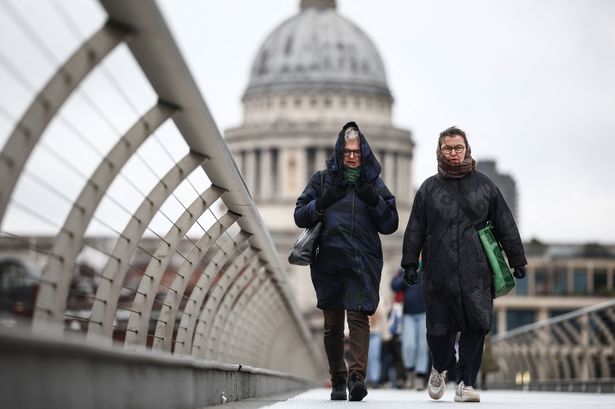 London weather warning for ‘big change’ as temperatures to plummet 6C in 24 hours