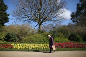 London Easter weather latest as BBC experts now forecasting 17C sunshine on bank holiday