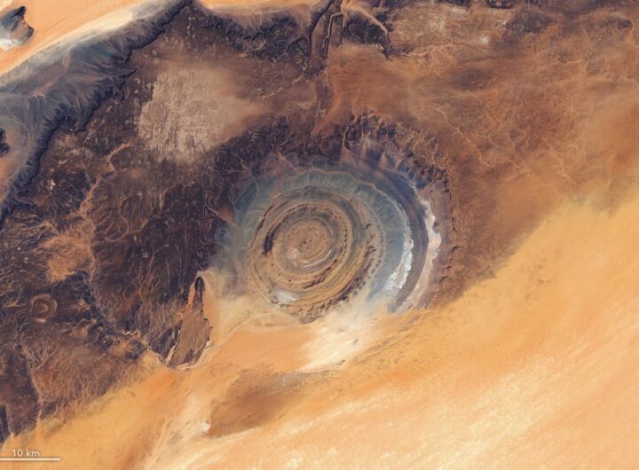 Eyeing the Richat Structure