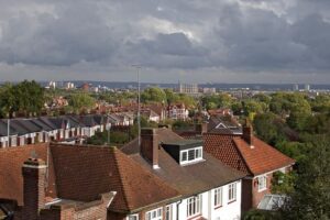 Met Office ‘intense thunderstorms’ 7-hour warning covers parts of London