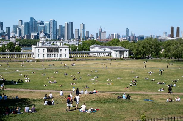 How hot will it be in London this week and will it rain?