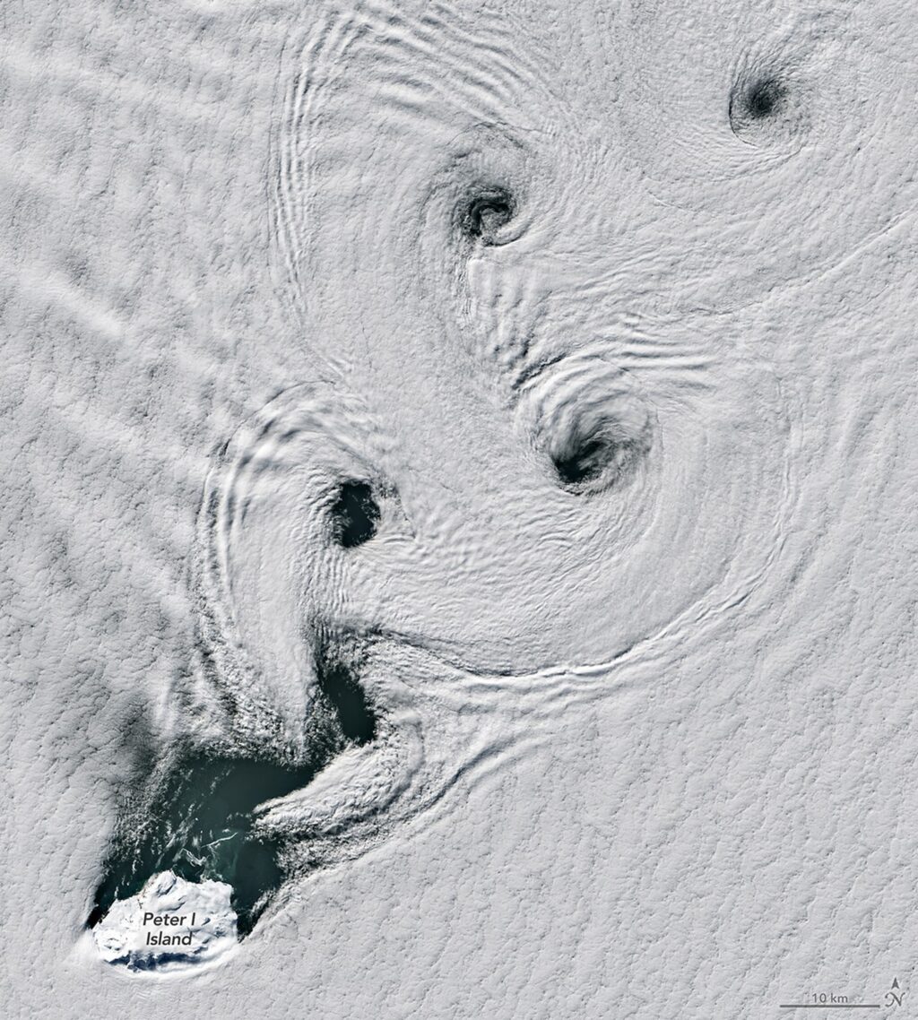 A Sea of Spinning Clouds