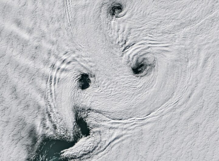 A Sea of Spinning Clouds