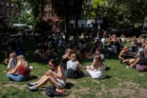 Met Office London heatwave verdict for this weekend with warning over major difference to May