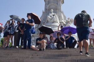 Brisk 31mph wind gusts to cool down London heatwave