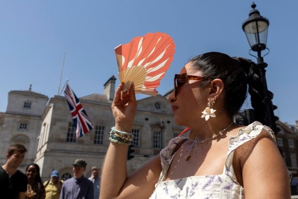 UK heatwave to last longer than expected as Met Office reveals when London will cool down slightly