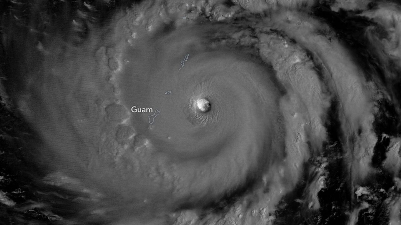 Super Typhoon Bavi